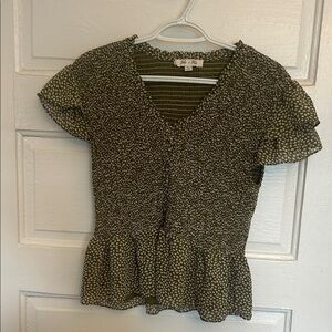 She + Sky Olive Patterned Blouse